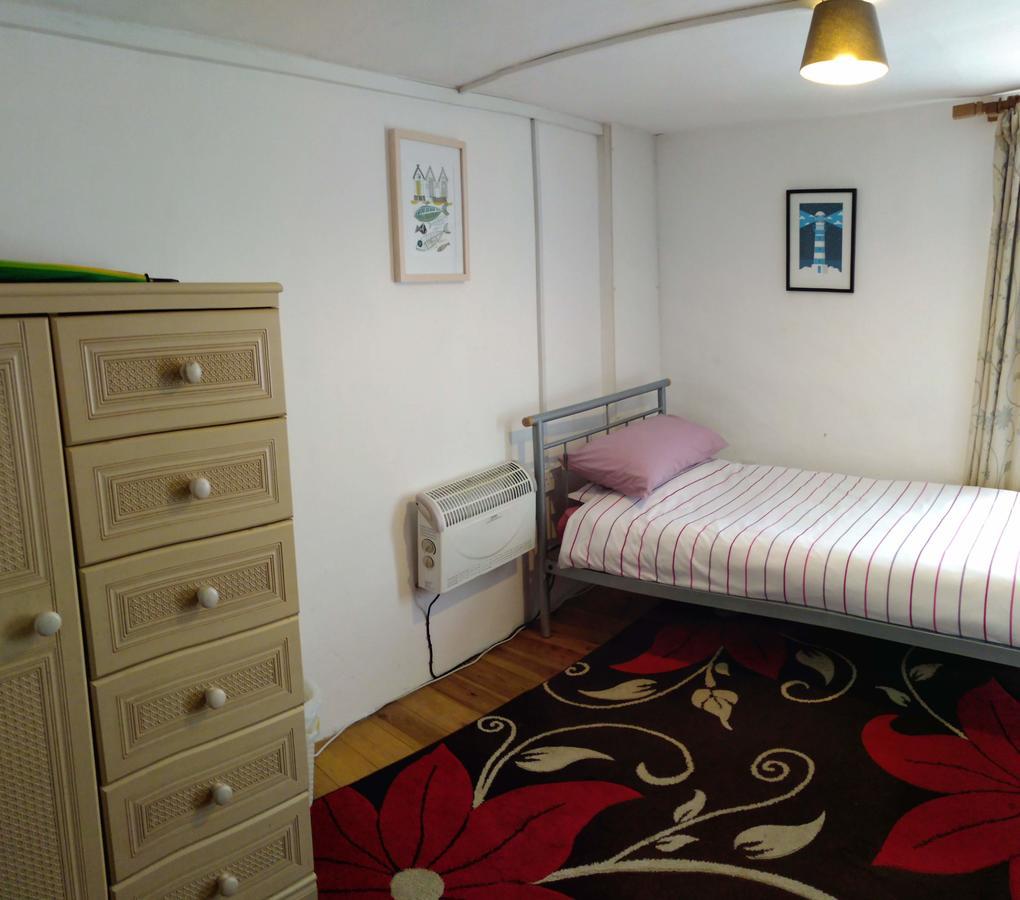 Cambridge Farmers Outlet Apartment Luaran gambar